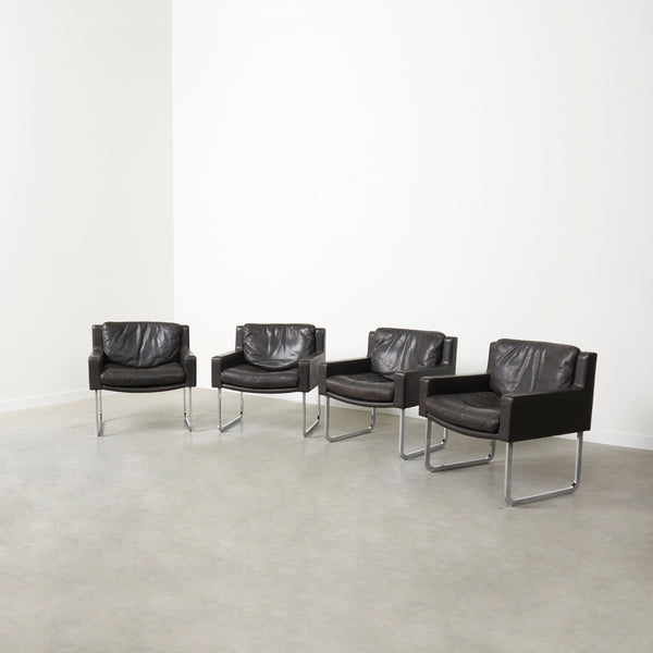 Robert Haussmann executive chairs with sidetables, 1970s