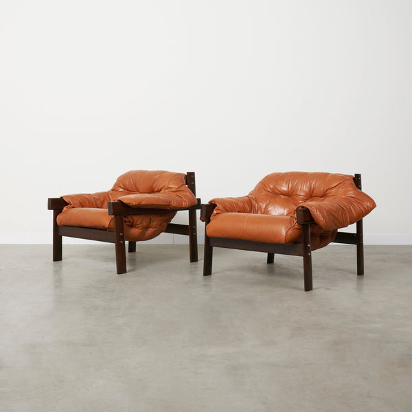 Set Percival Lafer lounge chairs, model MP-41
