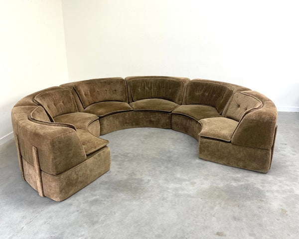 Round / curved sofa, 1970s