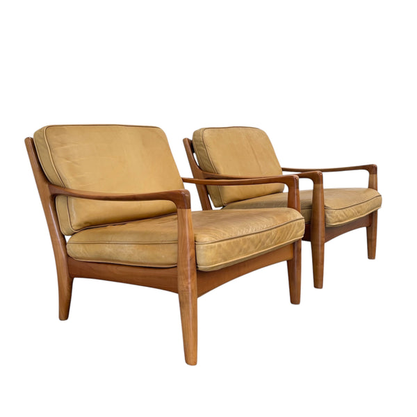 Set 1960s leather armchairs by Knoll