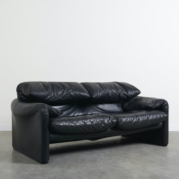 Maralunga sofa by Cassina, Italy 1970s