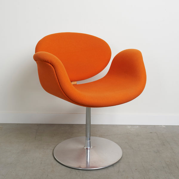 Set of 6 Little Tulip swivel chairs by Artifort