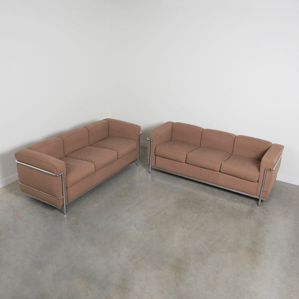 2x Cassina LC2 sofa by Le Corbusier & Charlotte Perriand