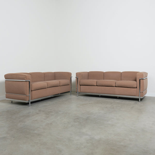 2x Cassina LC2 sofa by Le Corbusier & Charlotte Perriand