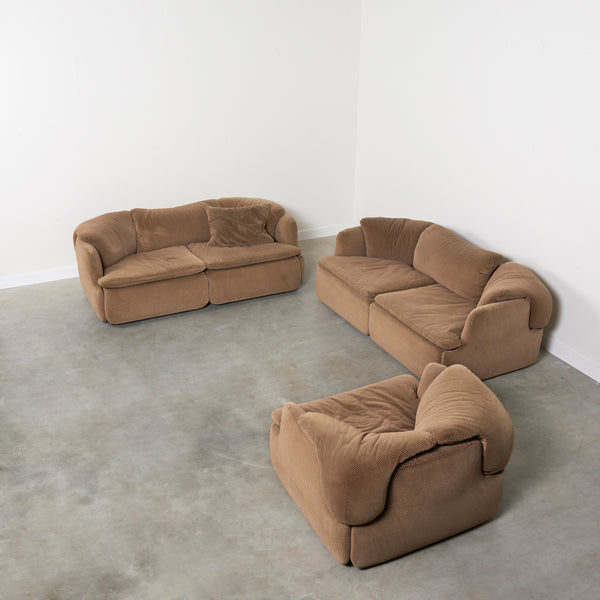 Confidential lounge set by Alberto Rosselli for Saporiti, 1970s