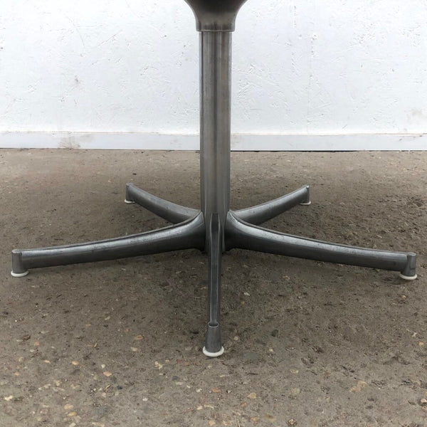 Vintage coffee table by Walter Knoll