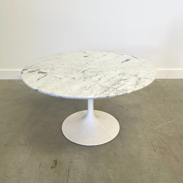 Tulip base side table by Knoll International, 1960s