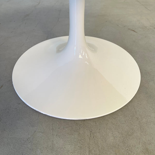 Tulip base side table by Knoll International, 1960s