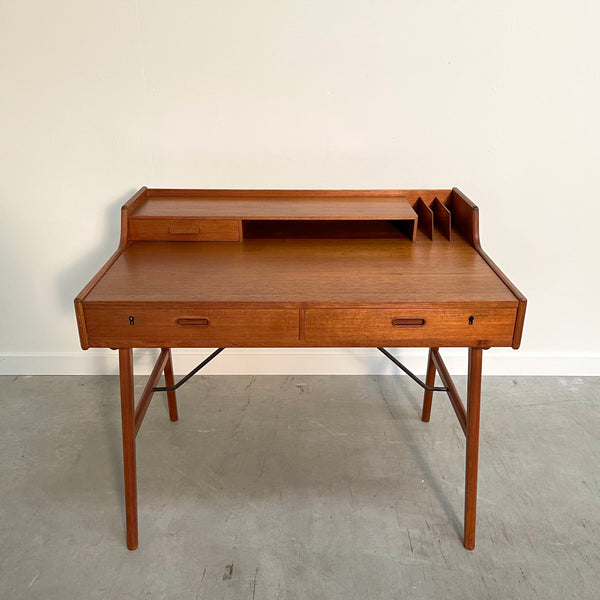 Writing desk by Arne Wahl Iversen for Vinde Møbelfabrik, 1960s