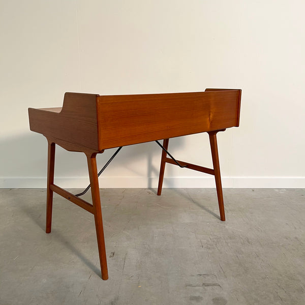 Writing desk by Arne Wahl Iversen for Vinde Møbelfabrik, 1960s