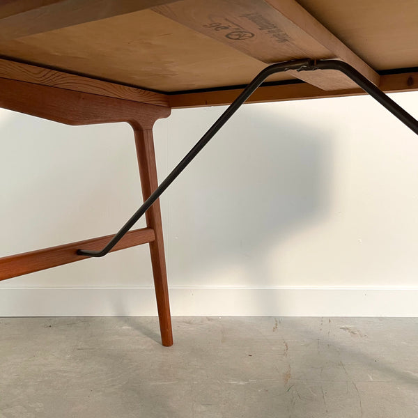 Writing desk by Arne Wahl Iversen for Vinde Møbelfabrik, 1960s