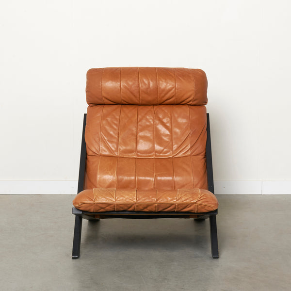 Cognac leather lounge chair by Ueli Berger, De Sede DS80