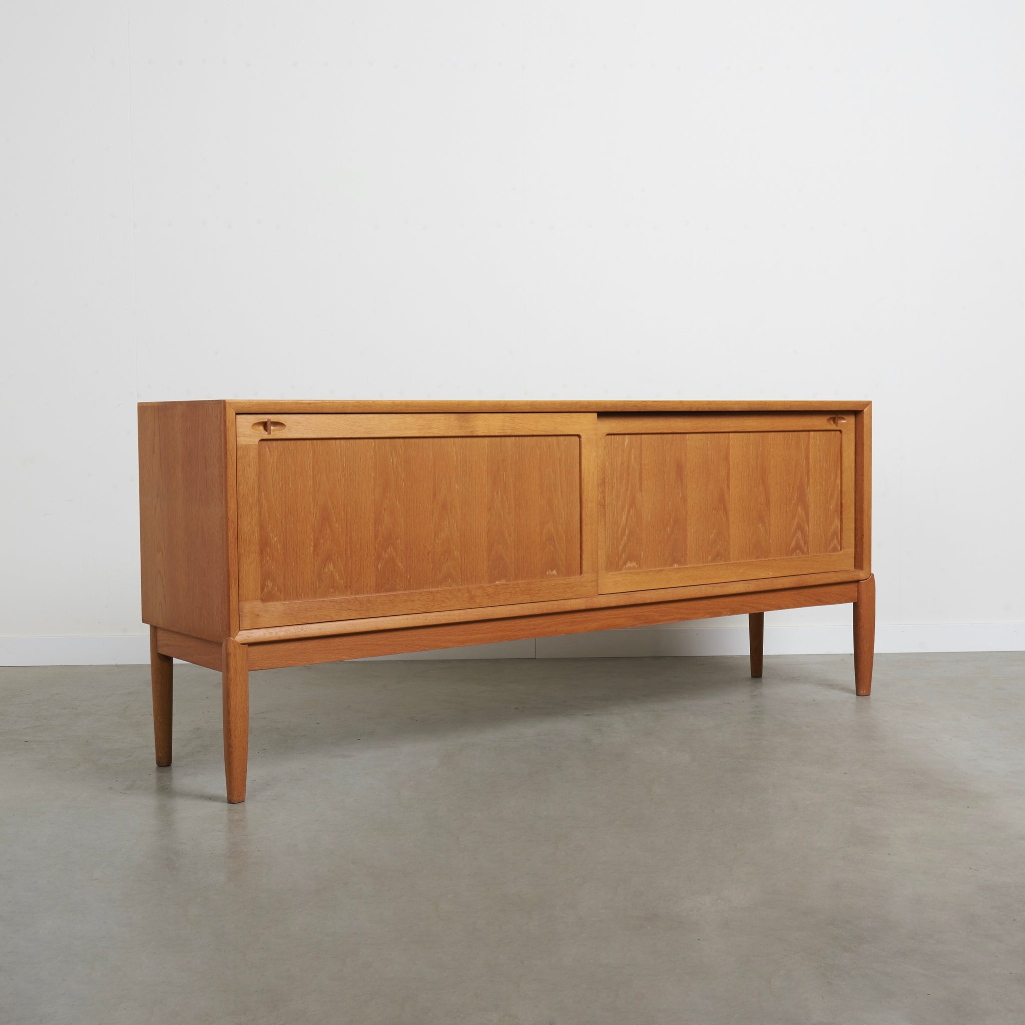 Mid century oak sideboard by Bramin, 1960s