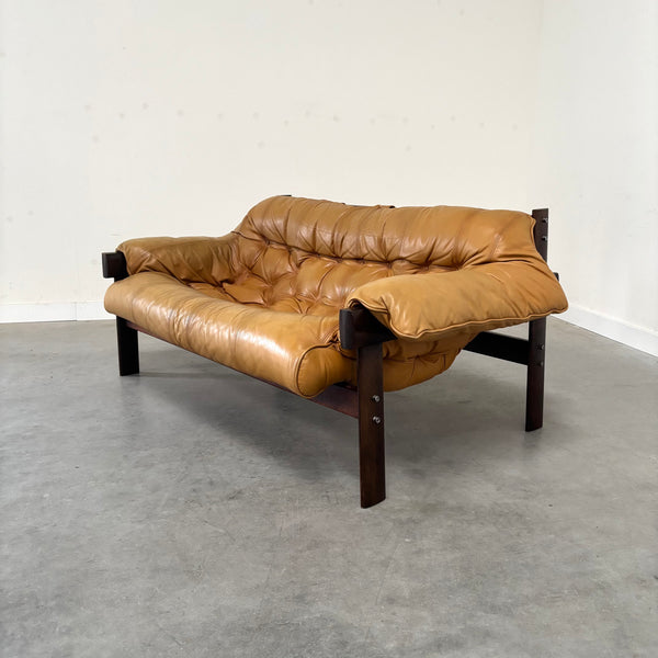 Percival Lafer MP-41 lounge sofa, 1970s