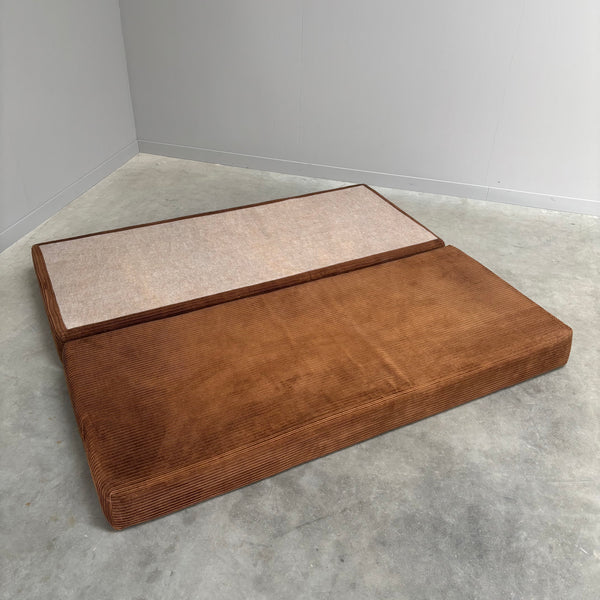 1970s Corduroy sofa / daybed