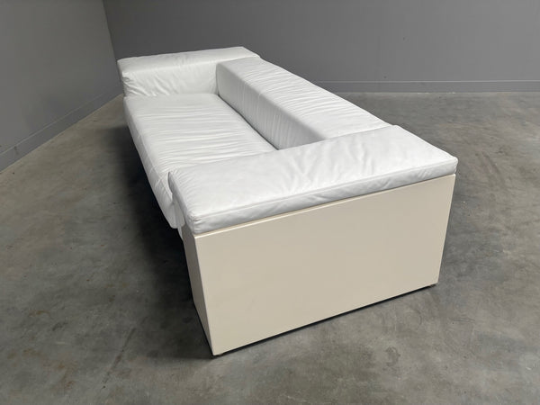 White leather Knoll Brigadier sofa, 1980s