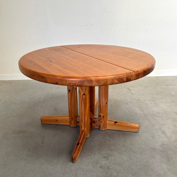 Round / oval dining table by Daumiller, 1970s