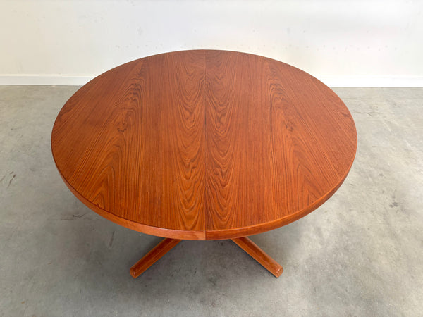 Large teak round / oval dining table, 1960s