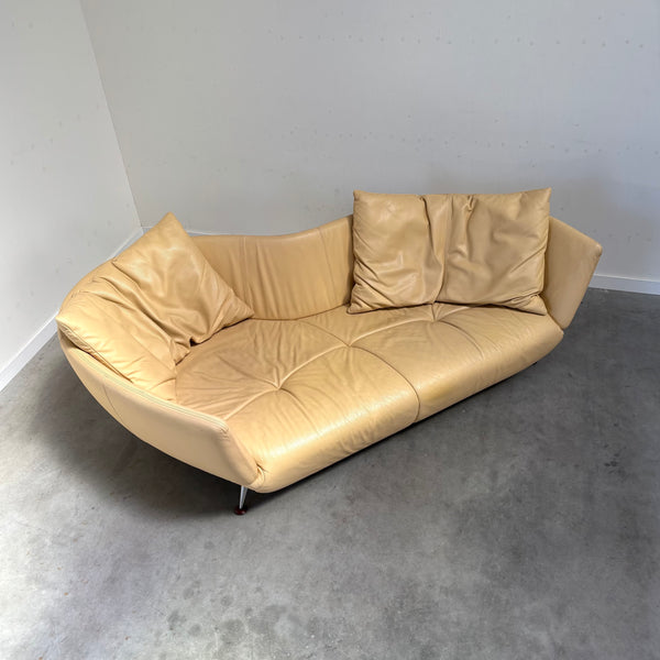 De Sede lounge shell; DS102