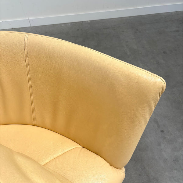 De Sede lounge shell; DS102
