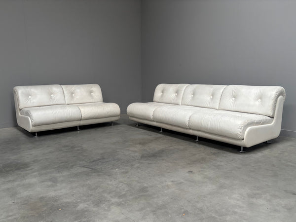 White leather Space Age 3 seat lounge sofa, 1970s