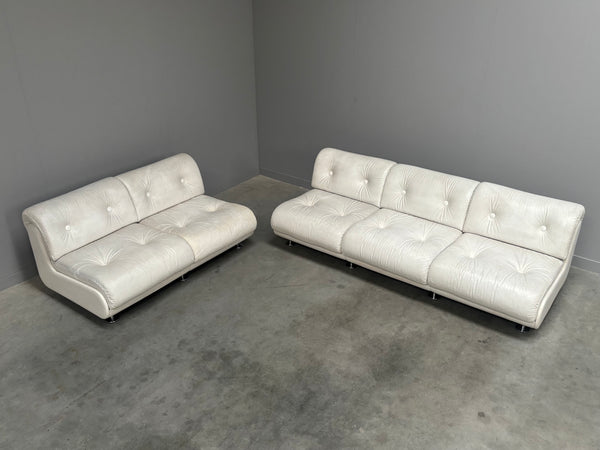White leather Space Age 2 seat lounge sofa, 1970s