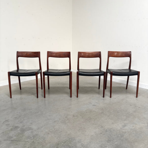 Set of 4 Møller 77 dining chairs, Denmark 1960s