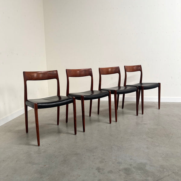 Set of 4 Møller 77 dining chairs, Denmark 1960s