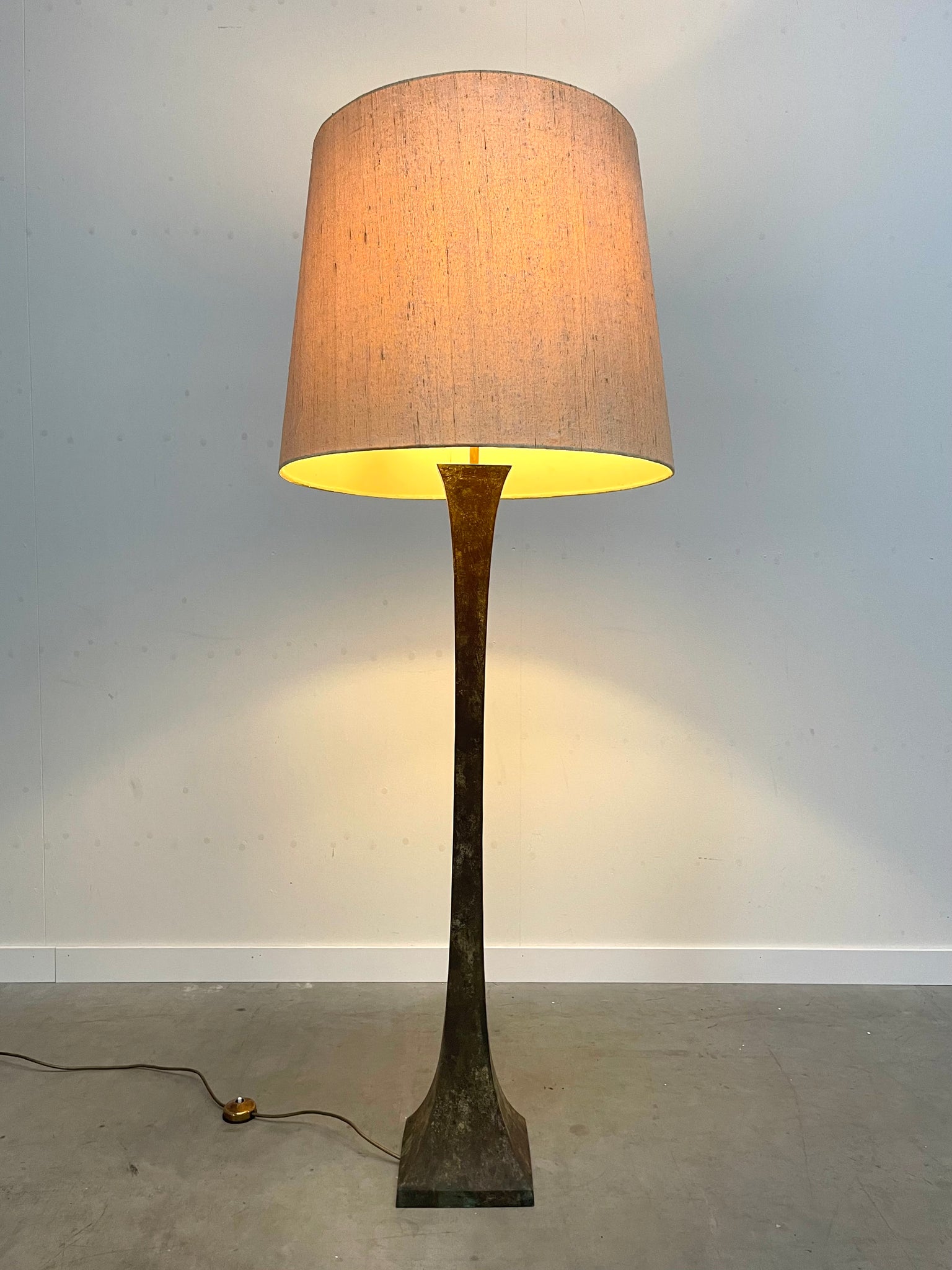 Bronze Hansen Lighting floor lamp, 1960s