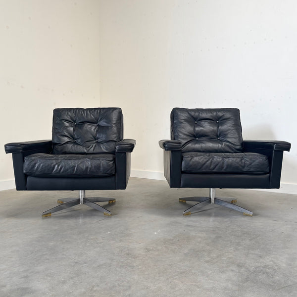 Vintage black swivel chairs, 1960s