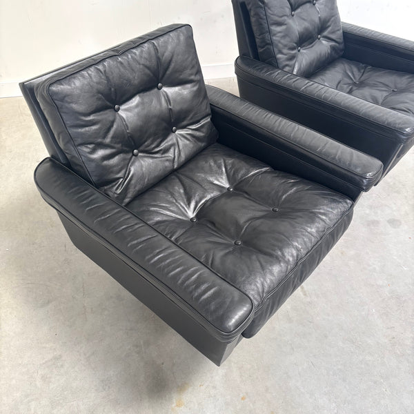 Vintage black swivel chairs, 1960s
