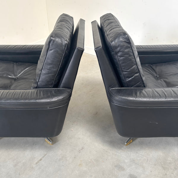 Vintage black swivel chairs, 1960s