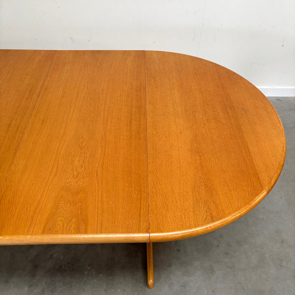XXL oak round / oval extendable dining table, 1970s