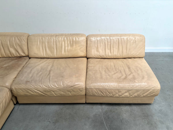 De Sede DS76 lounge sofa / daybed in beige leather, 1970s