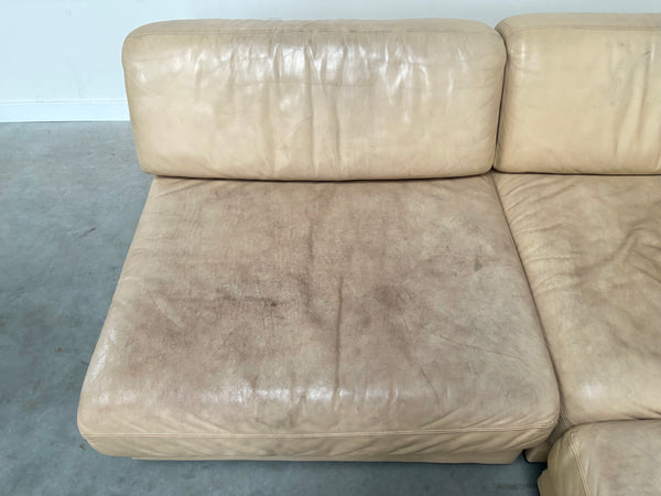 De Sede DS76 lounge sofa / daybed in beige leather, 1970s