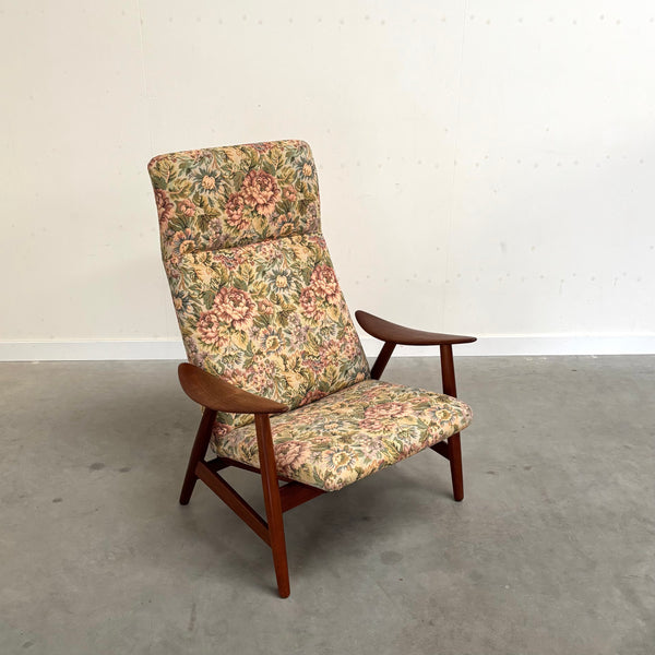 Danish design armchair by Wikkelsø for Willadsen, 1960s