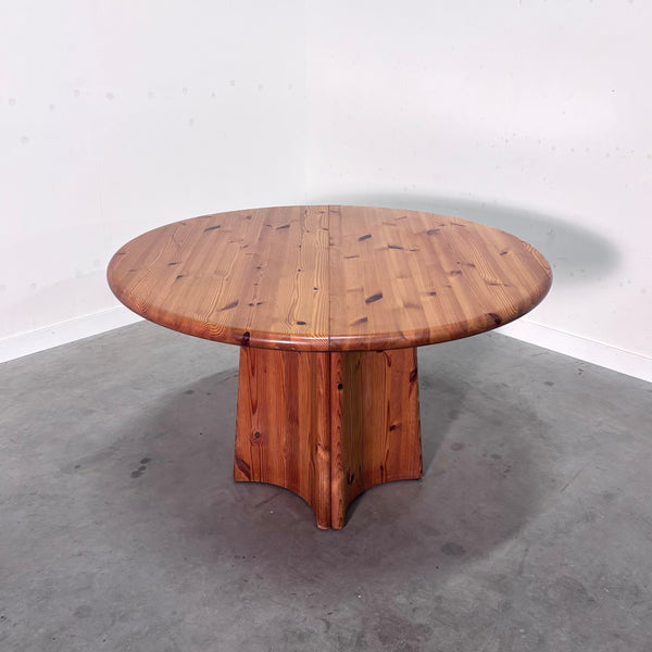 Glostrup solid pine, round / oval dining table, 1970s