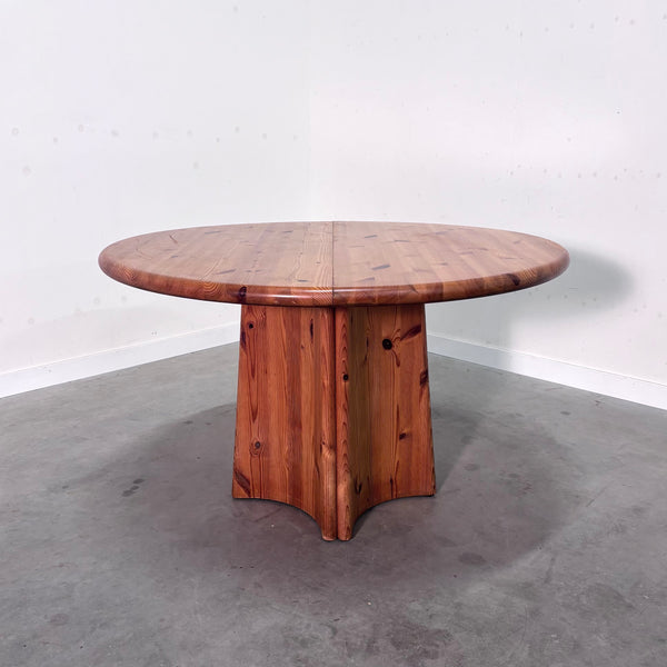 Glostrup solid pine, round / oval dining table, 1970s