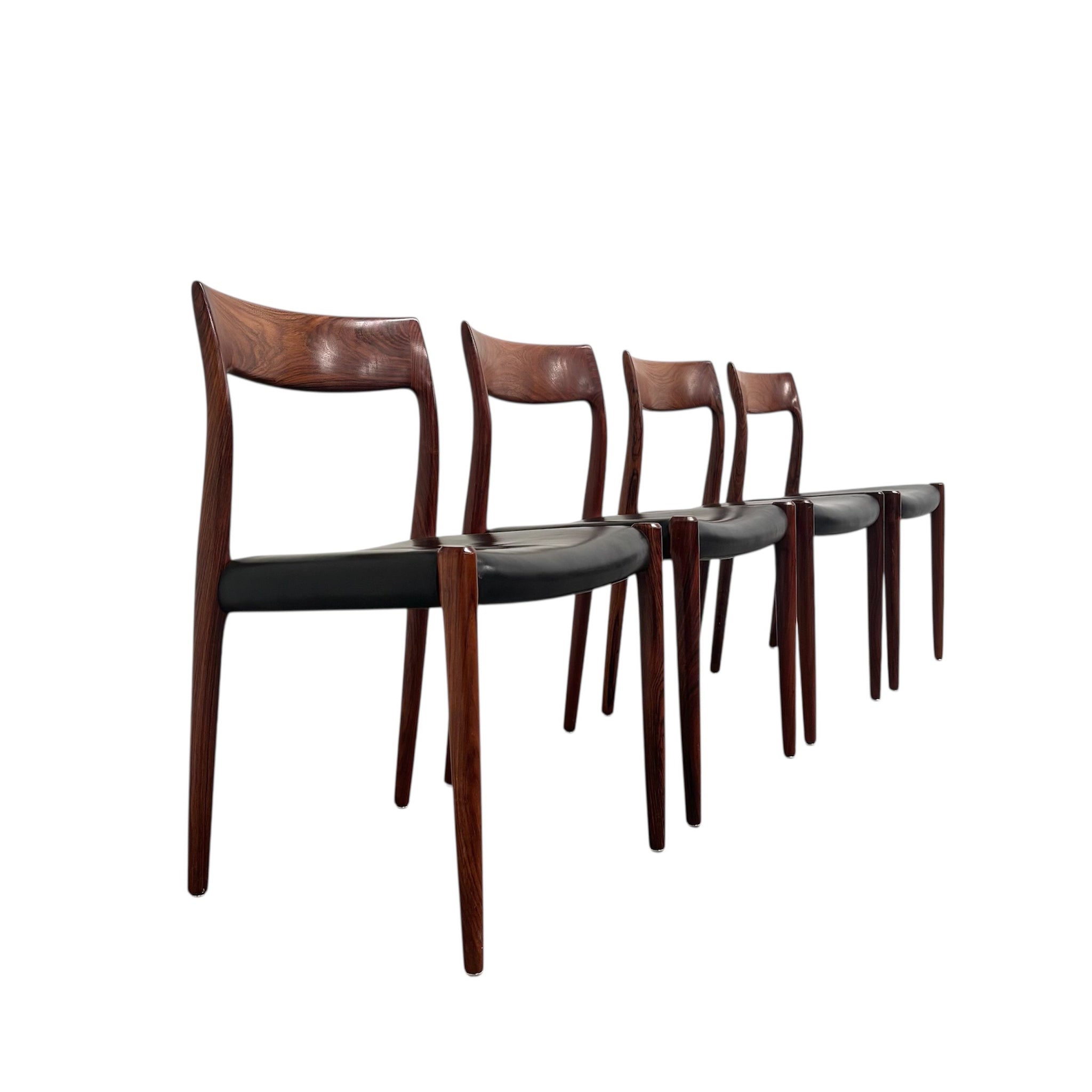Set of 4 Møller 77 dining chairs, Denmark 1960s