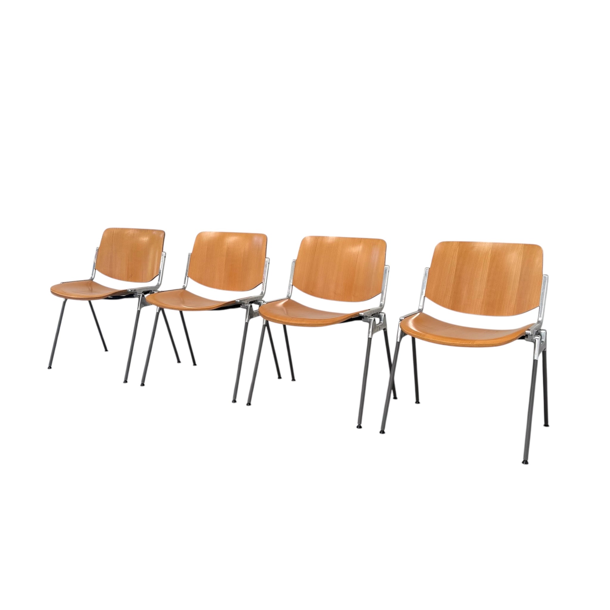 Set Castelli DSC 106 chairs, 1970s design