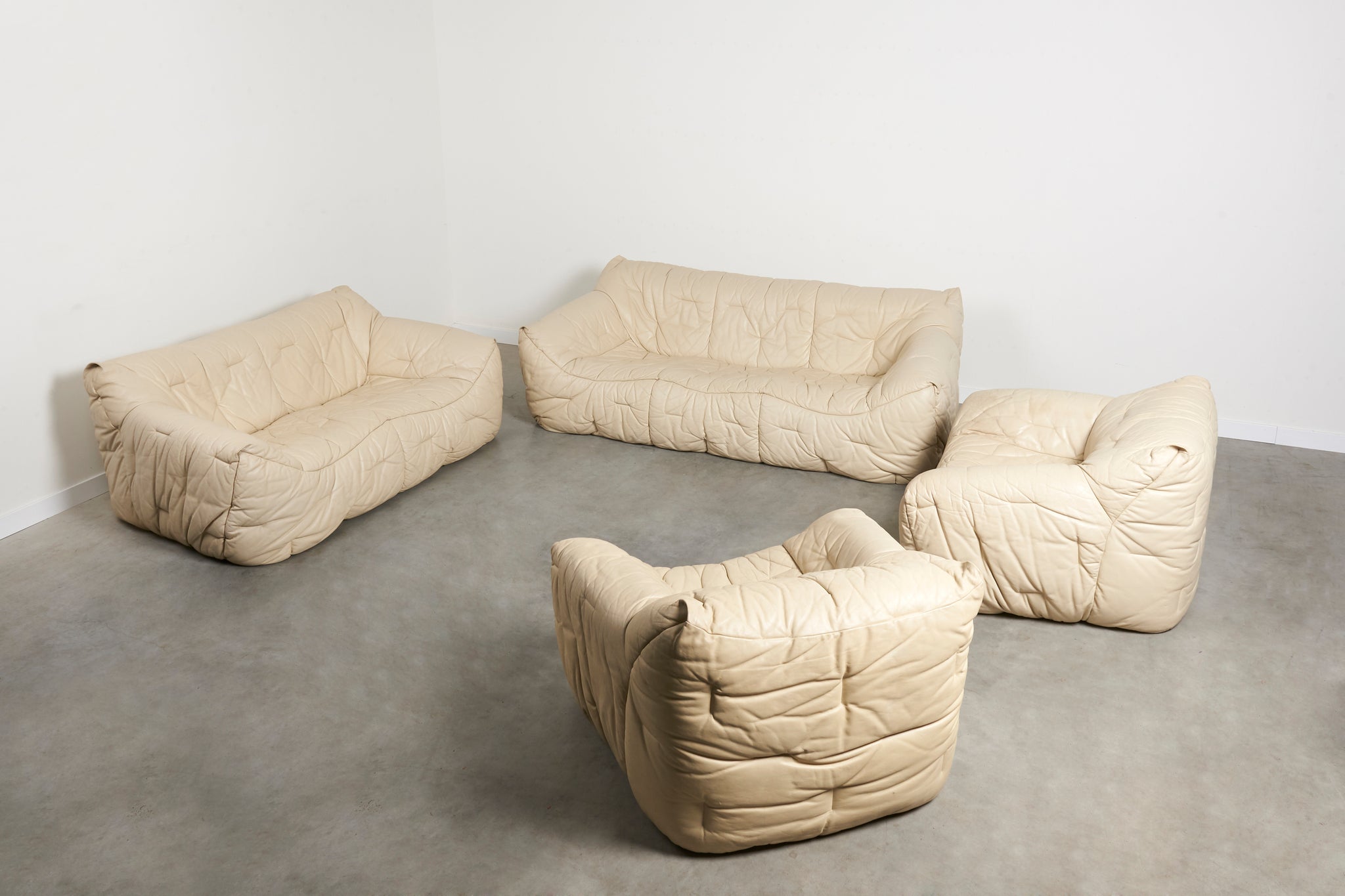 Lounge set by Hans Hopfer for Roche Bobois