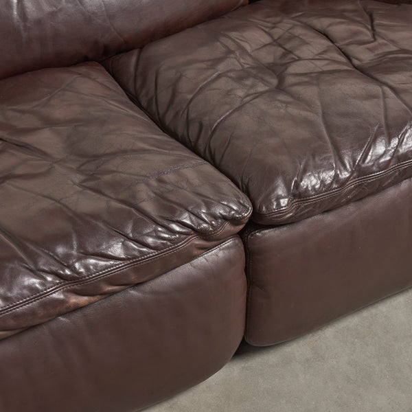 Saporiti Confidential lounge sofa, Italy 1970s