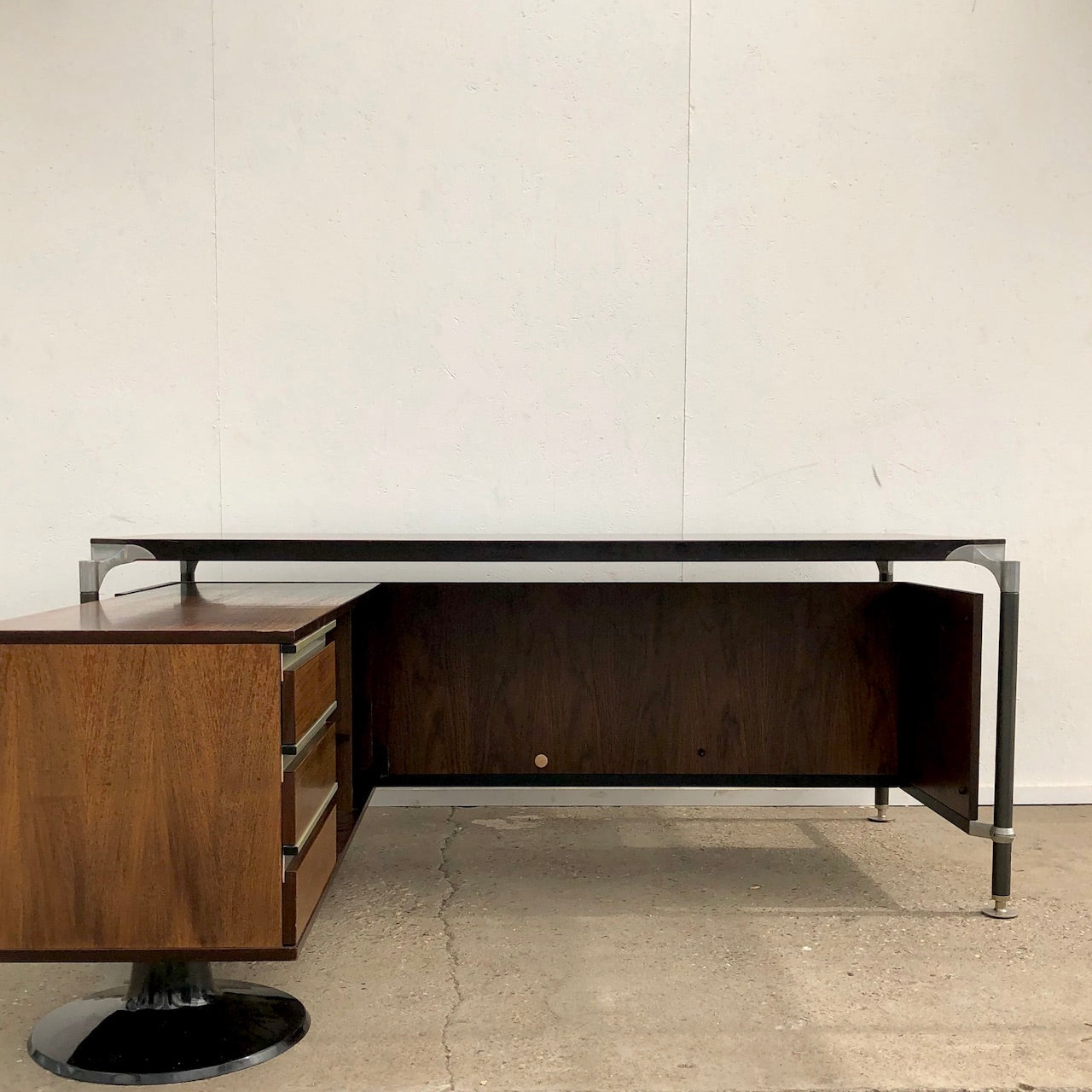 Mid century Italian rosewood design desk by MIM 1960s